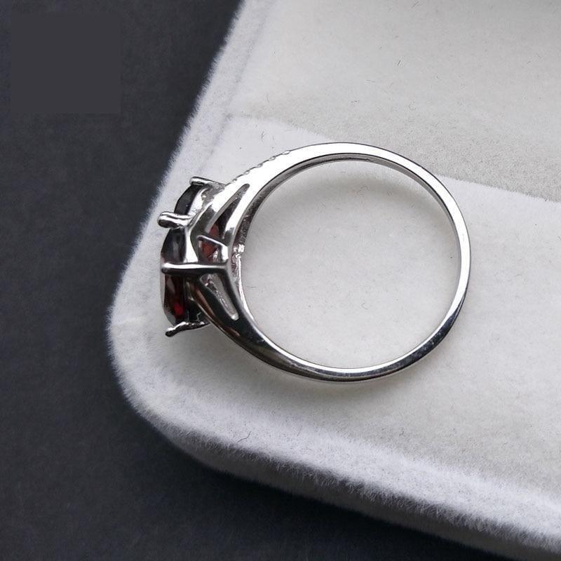Elegant 3ct Garnet Oval cut 6*8mm Gemstone Ring - rings