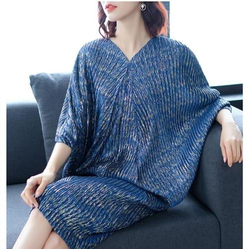 Fashion Pleated Midi Sweater Dress - Blue / One Size - women Sweater