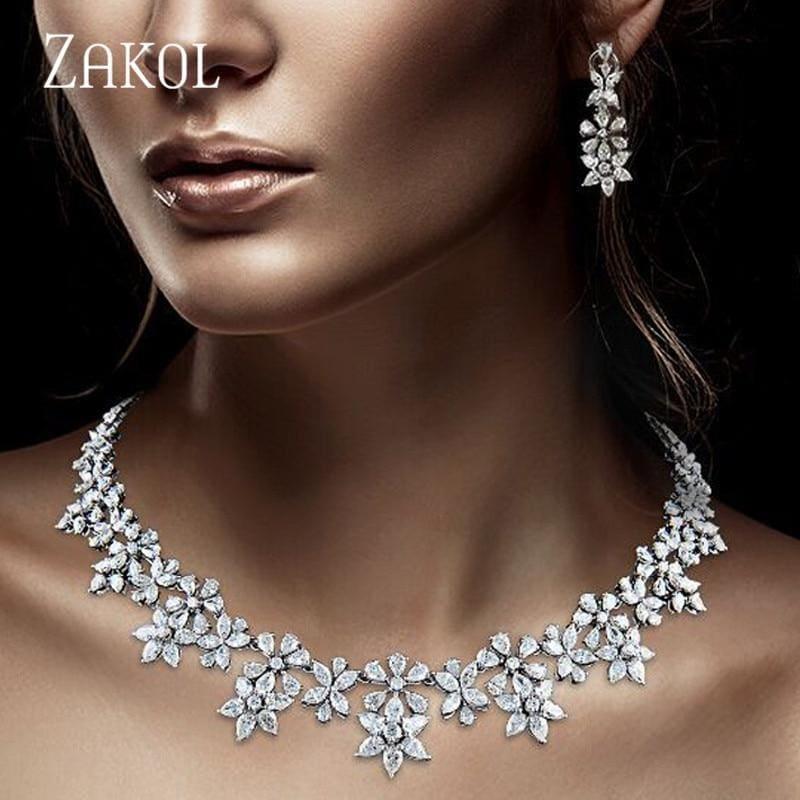 Luxury Sparking Brilliant Zircon Flower Earring Necklace Jewelry Set - White - Jewelry set