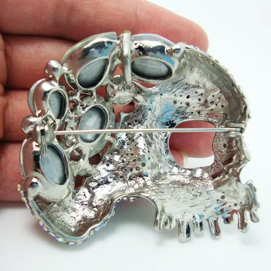 Classic luxury Halloween White Color Eye Skull Crystal Rhinestone Brooch Pendant