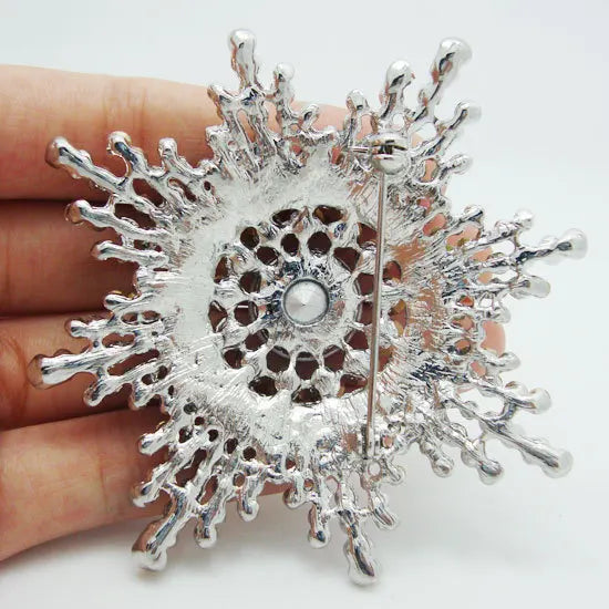 Elegant Snowflake Flower Clear Rhinestone Crystal Brooch Pin