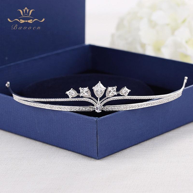Simple Fashion Sparkling Crystal Crown Tiara - TeresaCollections