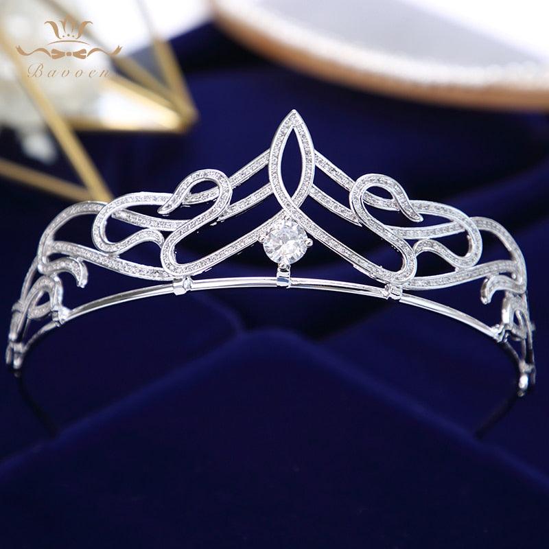 Bavoen Luxurious Sparkling Zircon Brides Tiara - TeresaCollections