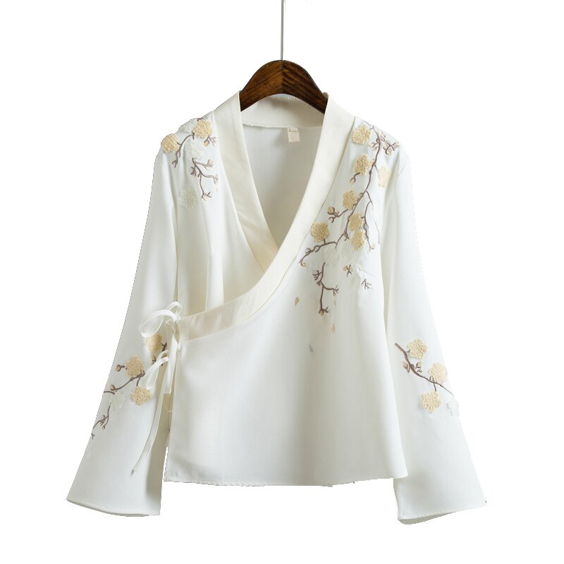 Vintage Floral Embroidery Loose Wrap Blouse