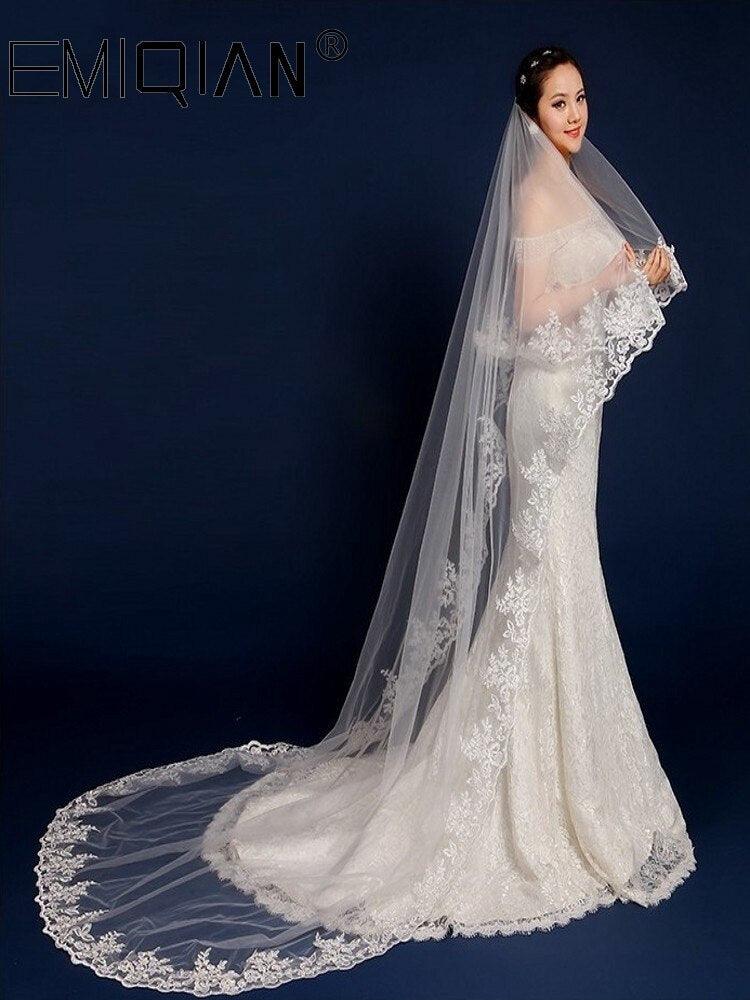 https://www.teresacollections.com/cdn/shop/products/Wedding-Accessories-3-Metres-Long-One-Layer-Lace-Bridal-Veil-White-Tulle-Wedding-Veils.jpg?v=1645639876