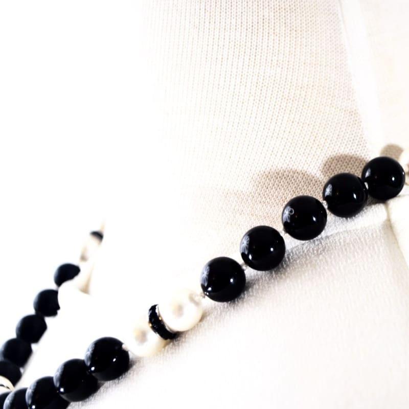 Black and White Glass Pearls Beaded Necklace - Handmade