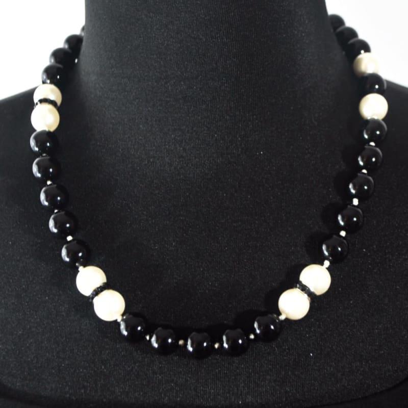 Black and White Glass Pearls Beaded Necklace - TeresaCollections