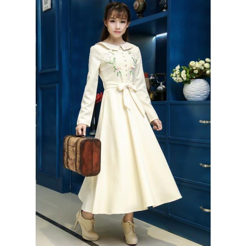 Ivory Vintage Style High Quality Peter Pan Collar Button Embroidery Long Sleeve Midi Dress - Ivory / S - Midi Dress