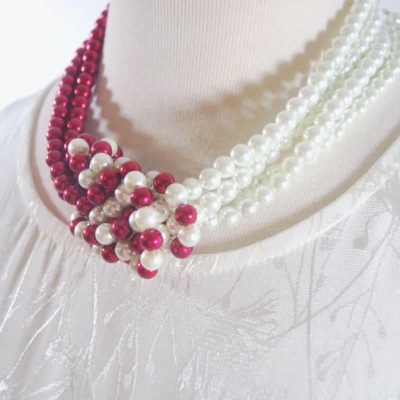 Red And White Interlocking Pearls Necklace - Handmade